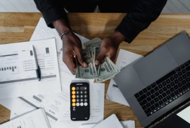The Benefits of Using Payroll Software for Invoicing Remote Employees